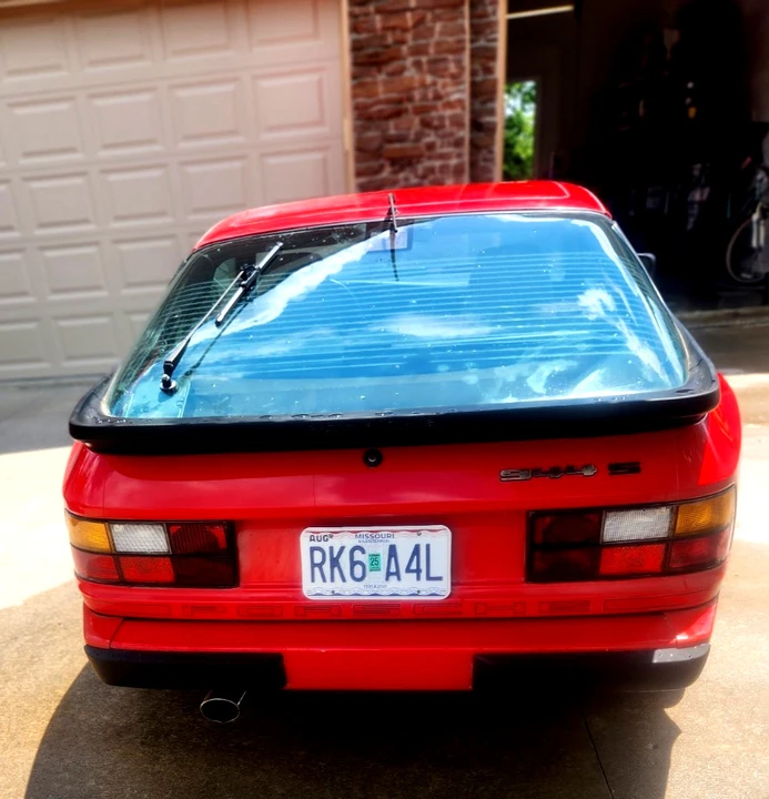 1987 Porsche 944 - Image 10 of 12