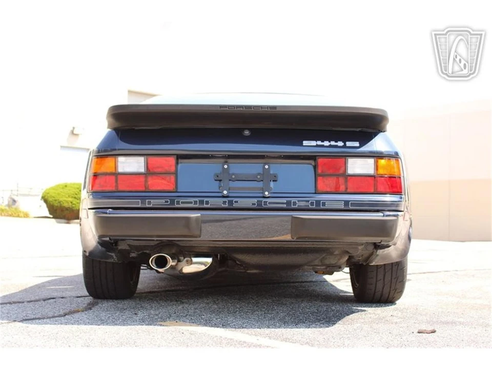 1987 Porsche 944 - Image 21 of 31
