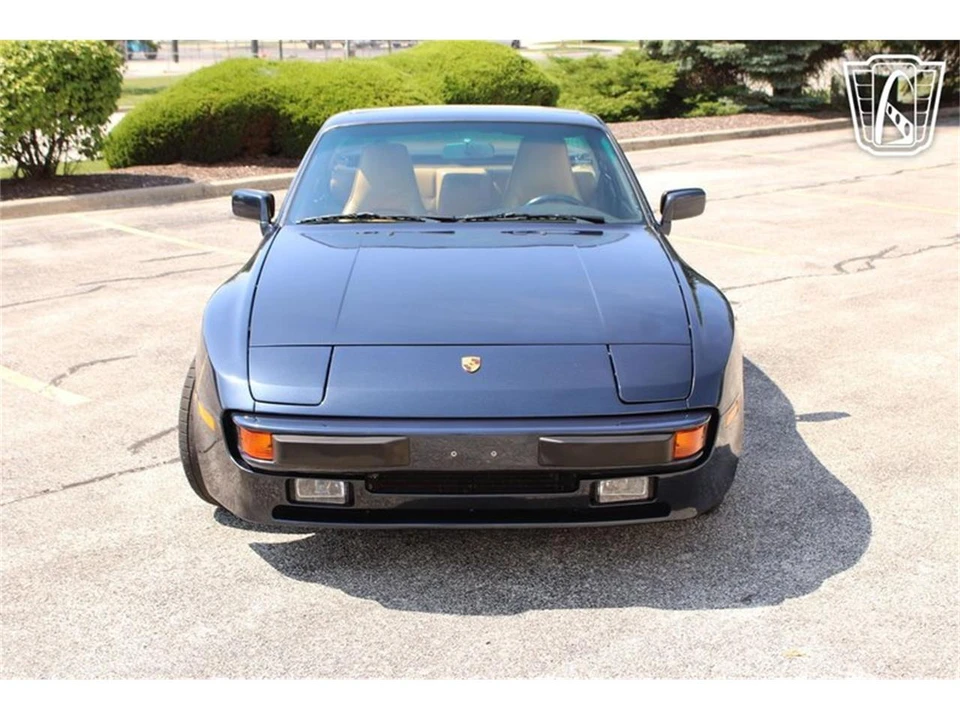 1987 Porsche 944 - Image 7 of 31
