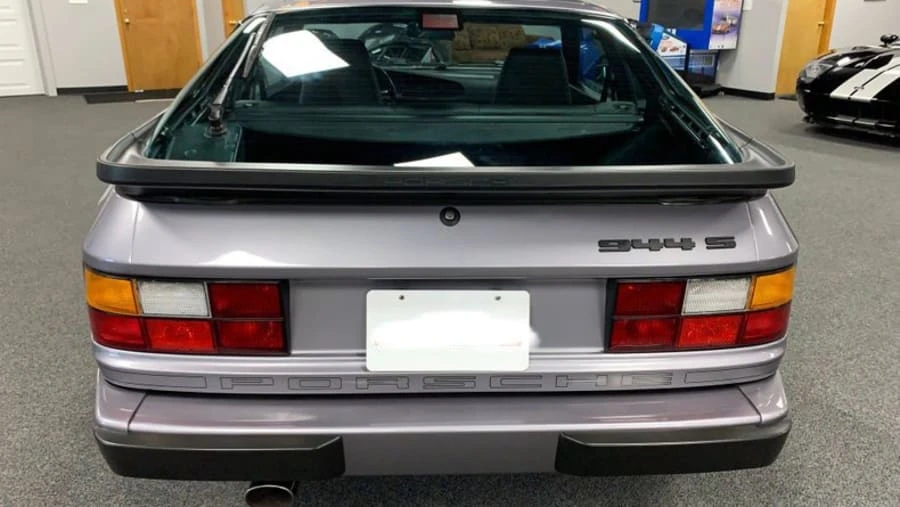 1987 Porsche 944 - Image 6 of 9