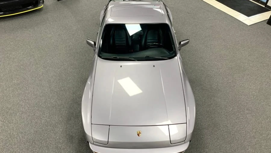 1987 Porsche 944 - Image 8 of 9