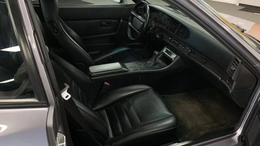 1987 Porsche 944 - Image 4 of 9