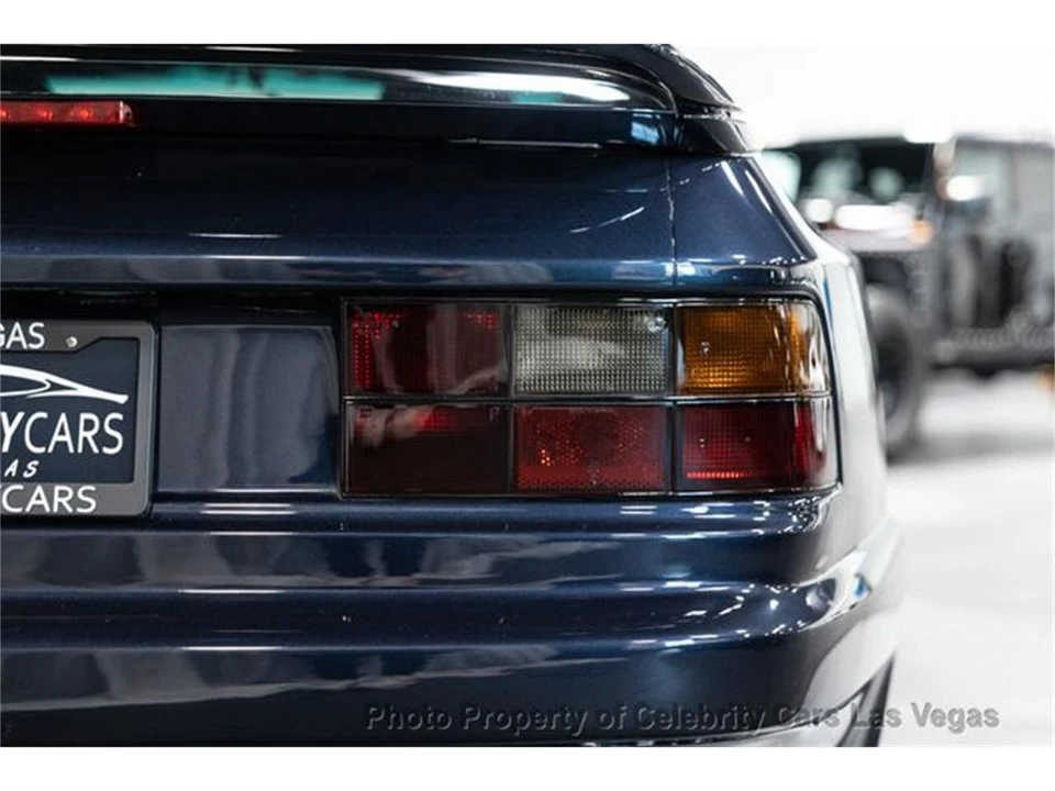 1987 Porsche 944 S - Image 16 of 31
