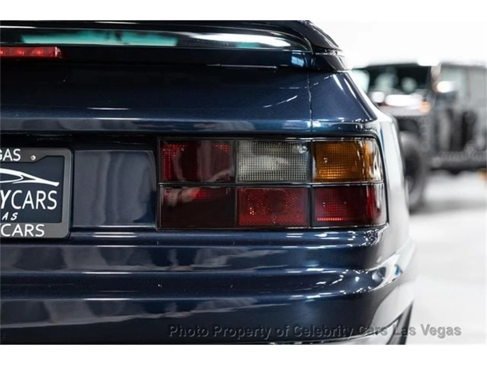 1987 Porsche 944 S - Image 16 of 31
