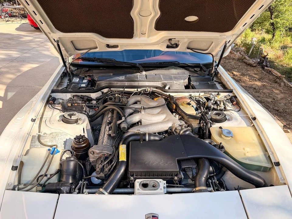 1987 Porsche 944 S - Image 13 of 24
