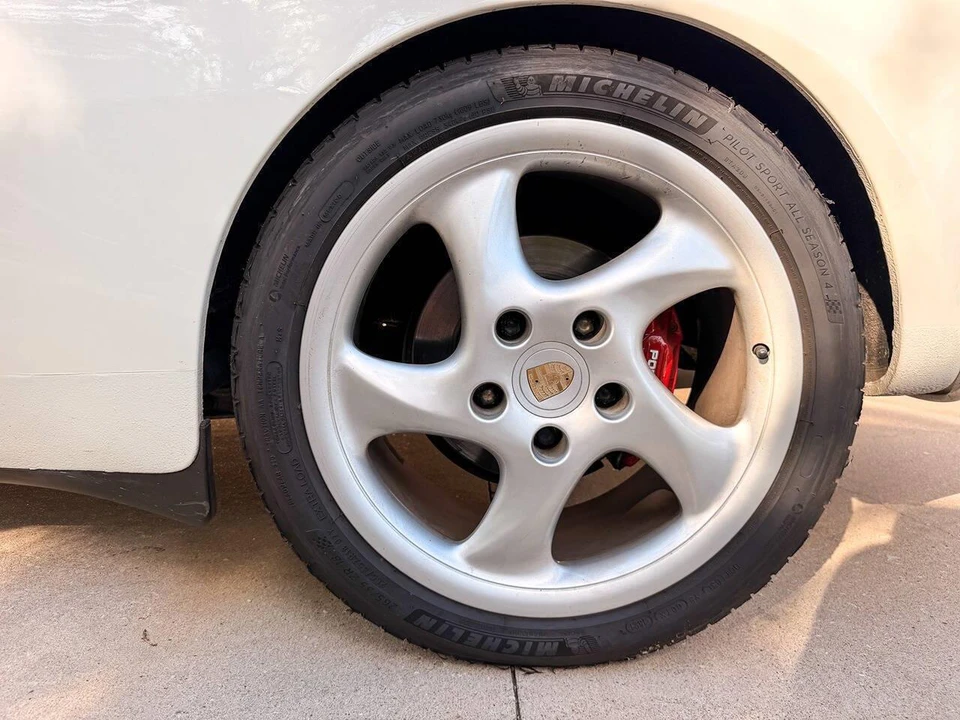 1987 Porsche 944 S - Image 11 of 24