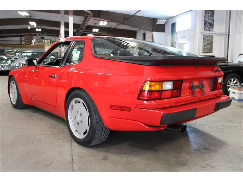 1987 Porsche 944 S - Image 4 of 31