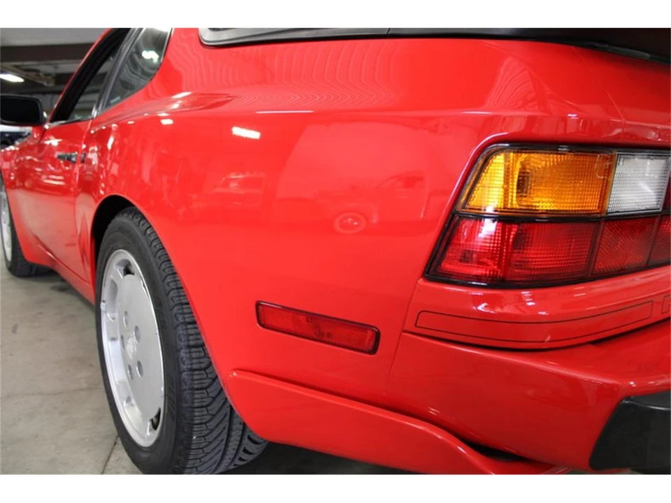 1987 Porsche 944 S - Image 11 of 31