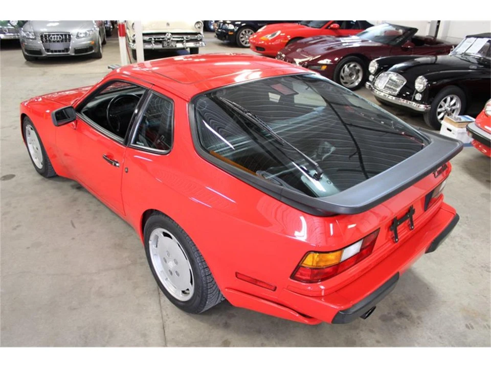 1987 Porsche 944 S - Image 17 of 31