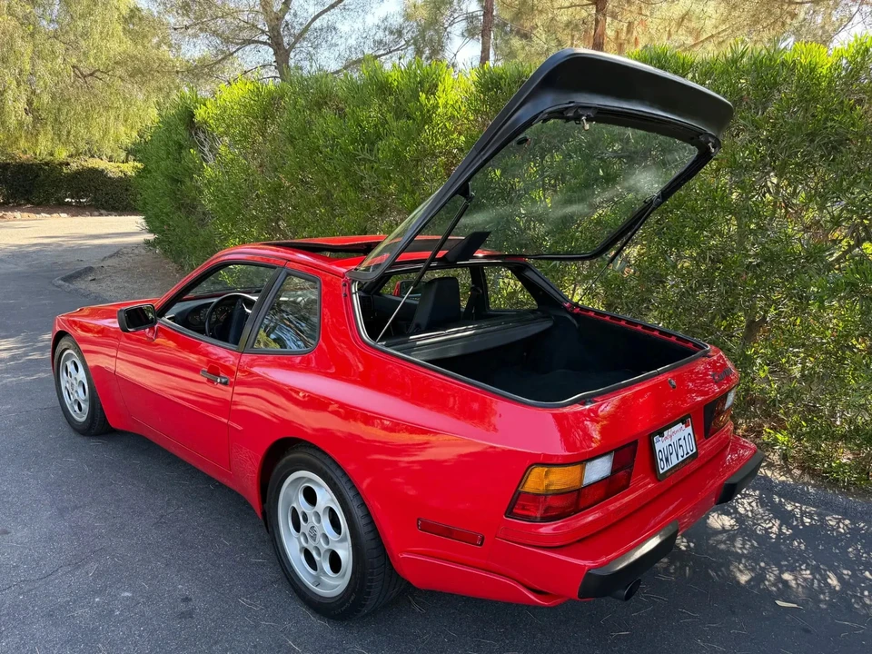 1987 Porsche 944 S - Image 24 of 31