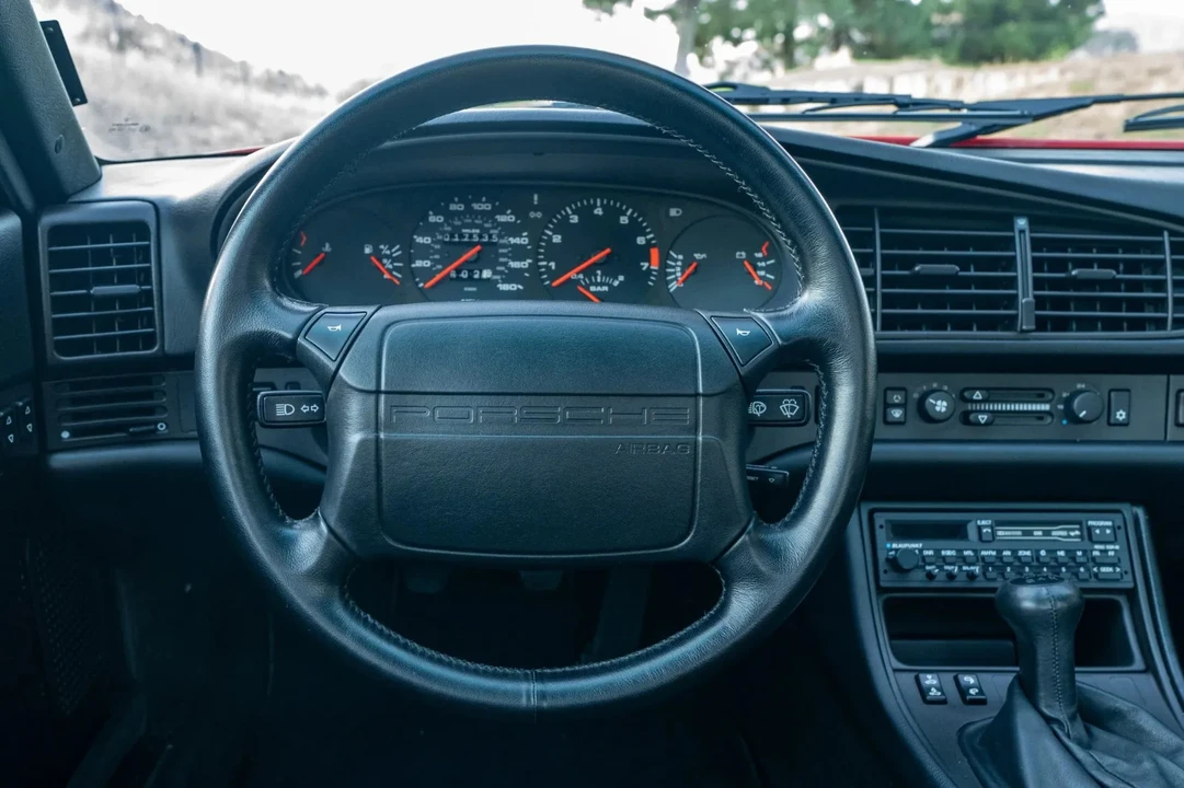 1987 Porsche 944 S - Image 11 of 31
