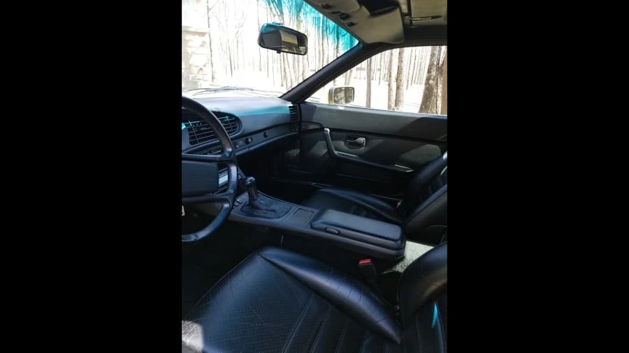 1987 Porsche 944 - Image 4 of 12