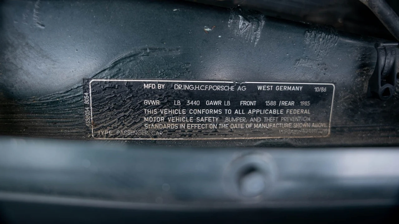 1987 Porsche 944 - Image 5 of 31