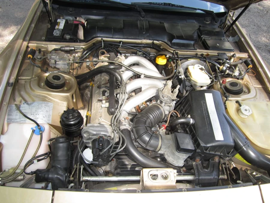 1987 Porsche 944 - Image 7 of 11