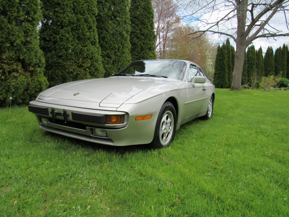 1987 Porsche 944 - Image 3 of 31