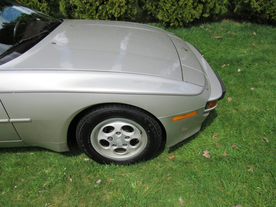 1987 Porsche 944 - Image 27 of 31