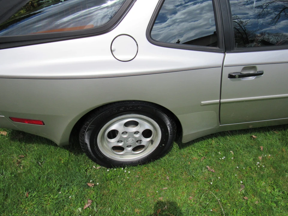 1987 Porsche 944 - Image 23 of 31