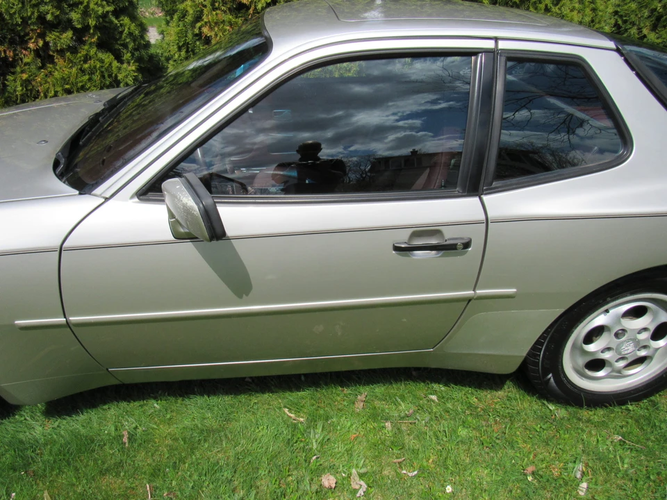 1987 Porsche 944 - Image 19 of 31