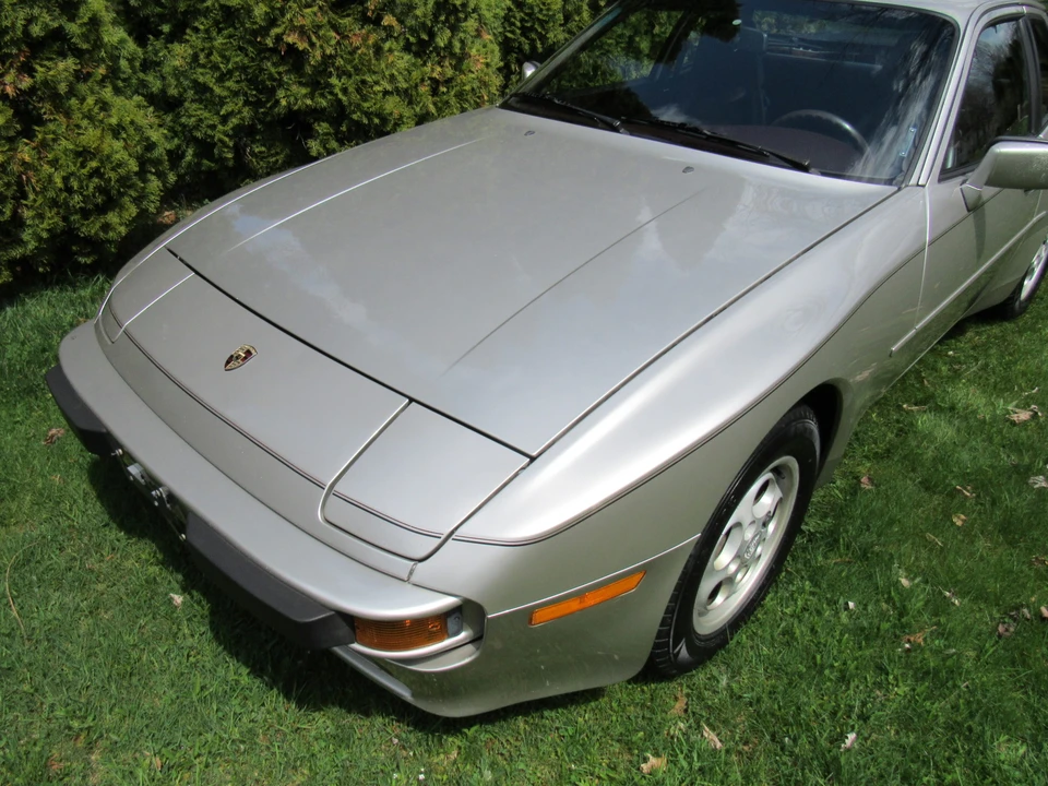 1987 Porsche 944 - Image 16 of 31