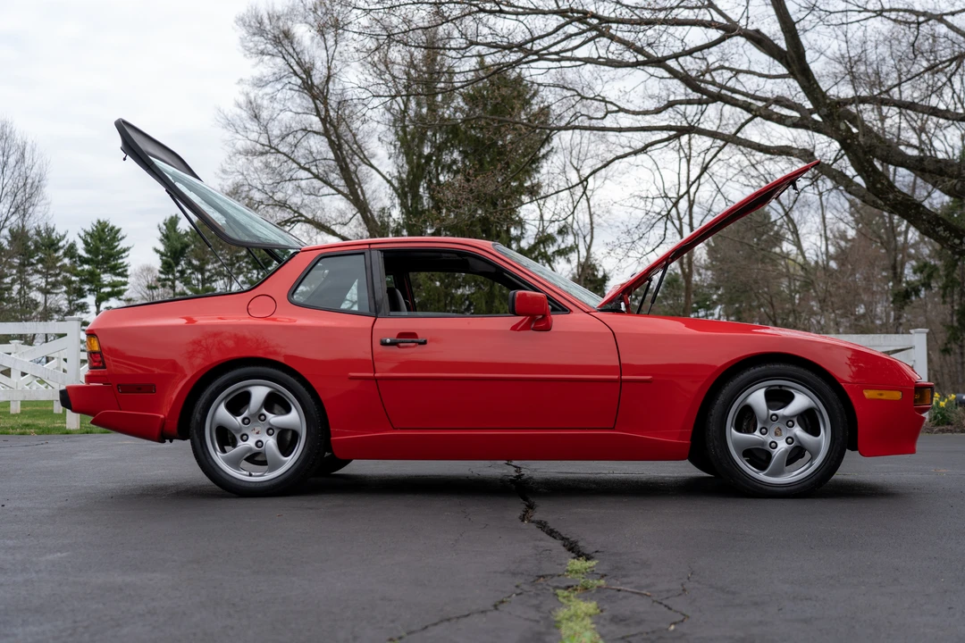 1987 Porsche 944 S - Image 13 of 31