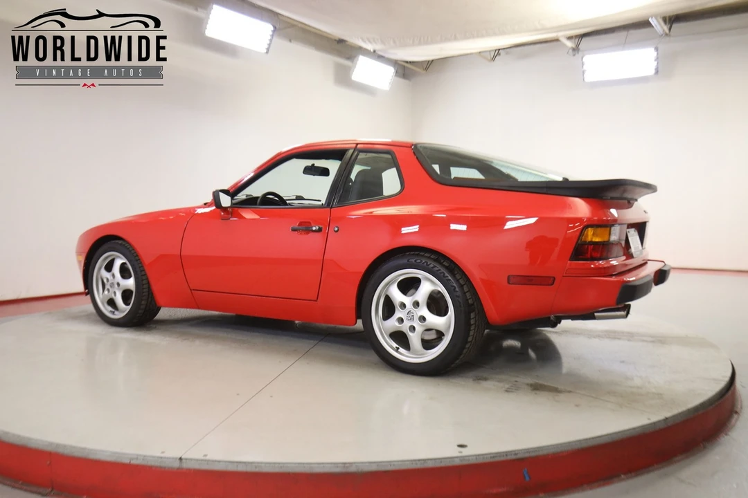 1987 Porsche 944 - Image 5 of 12