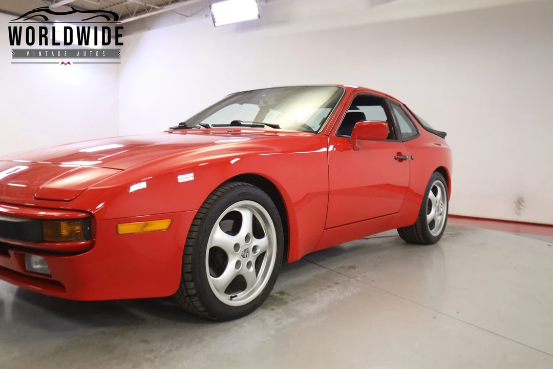 1987 Porsche 944 - Image 11 of 12
