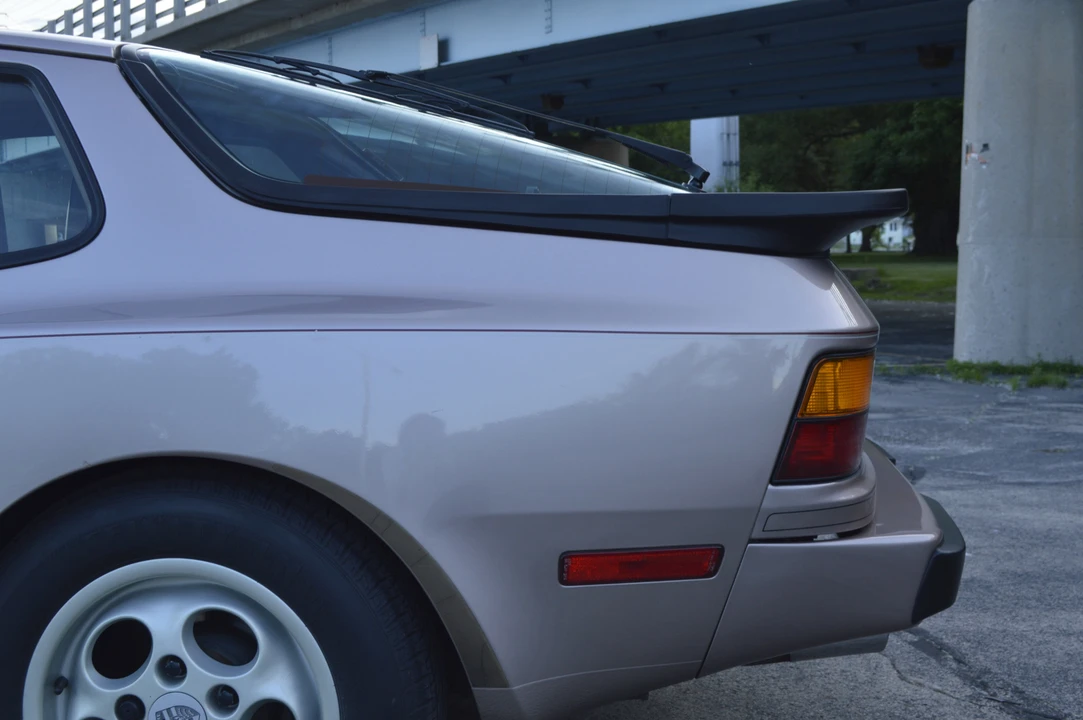 1987 Porsche 944 S - Image 19 of 31