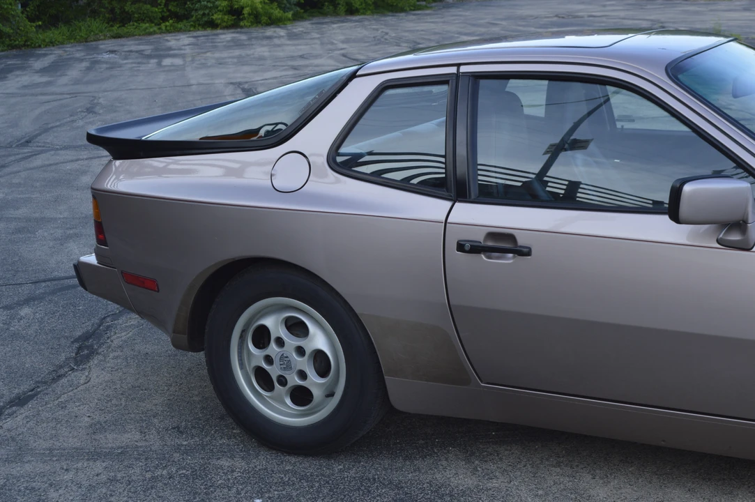 1987 Porsche 944 S - Image 24 of 31