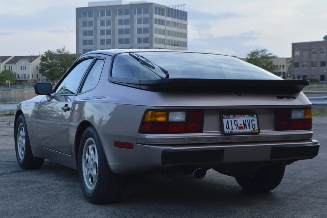 1987 Porsche 944 S - Image 8 of 31