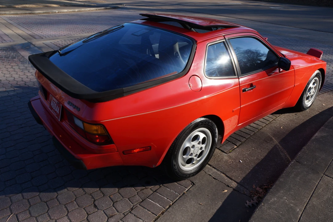 1987 Porsche 944 - Image 18 of 31
