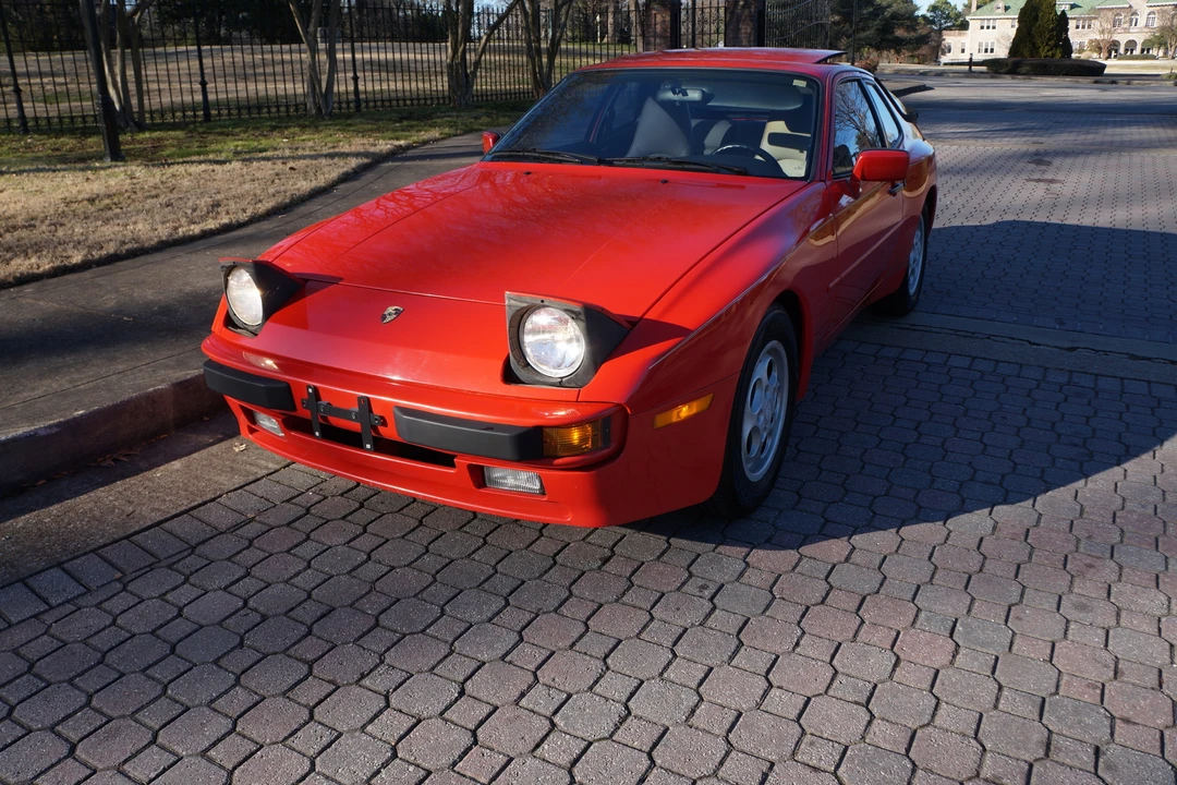 1987 Porsche 944 - Image 11 of 31