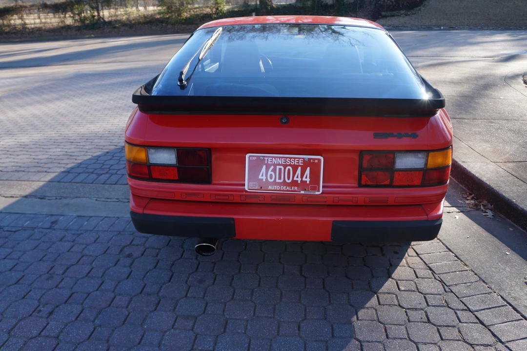 1987 Porsche 944 - Image 16 of 31
