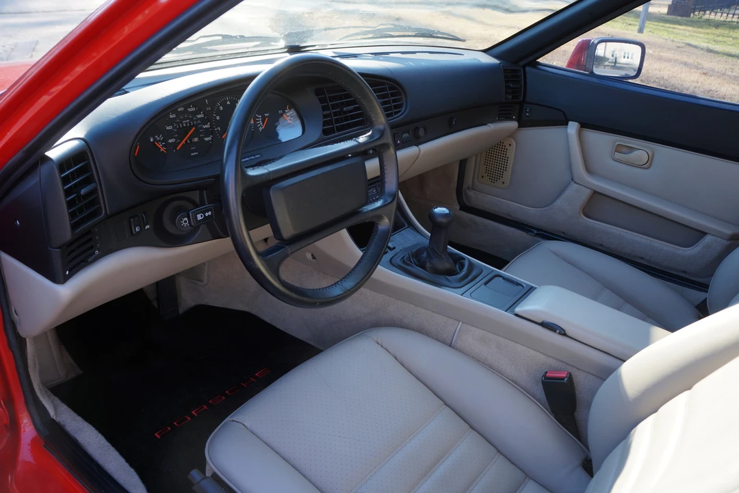 1987 Porsche 944 - Image 25 of 31