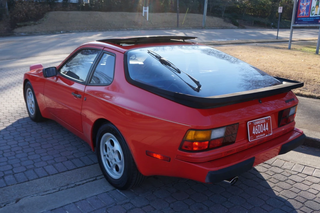1987 Porsche 944 - Image 14 of 31