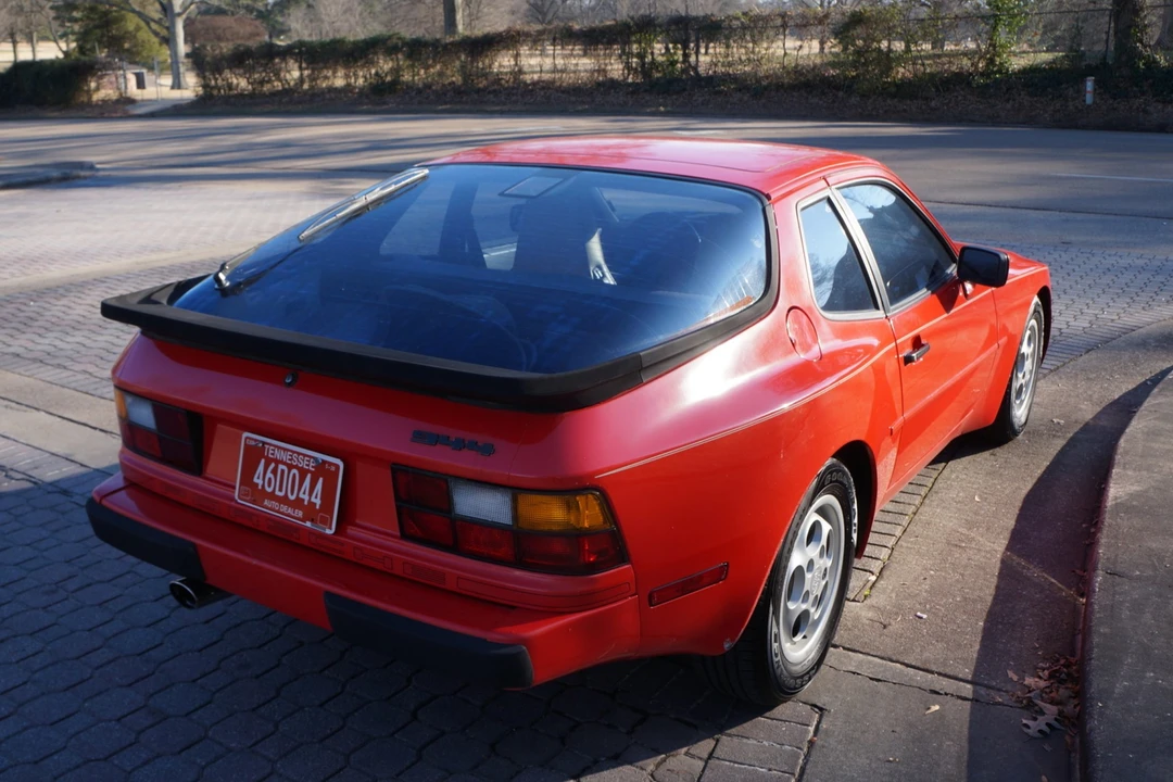 1987 Porsche 944 - Image 17 of 31