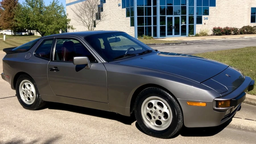 1987 Porsche 944 - Image 7 of 9