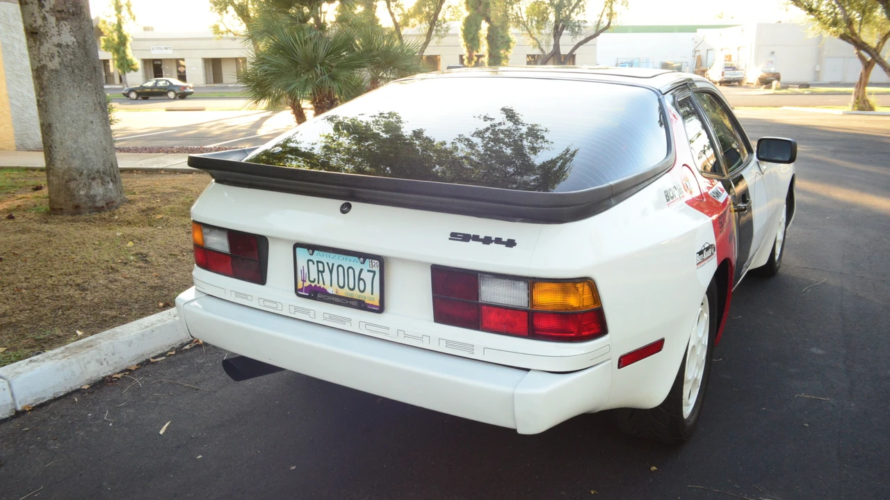 1987 Porsche 944 - Image 4 of 31