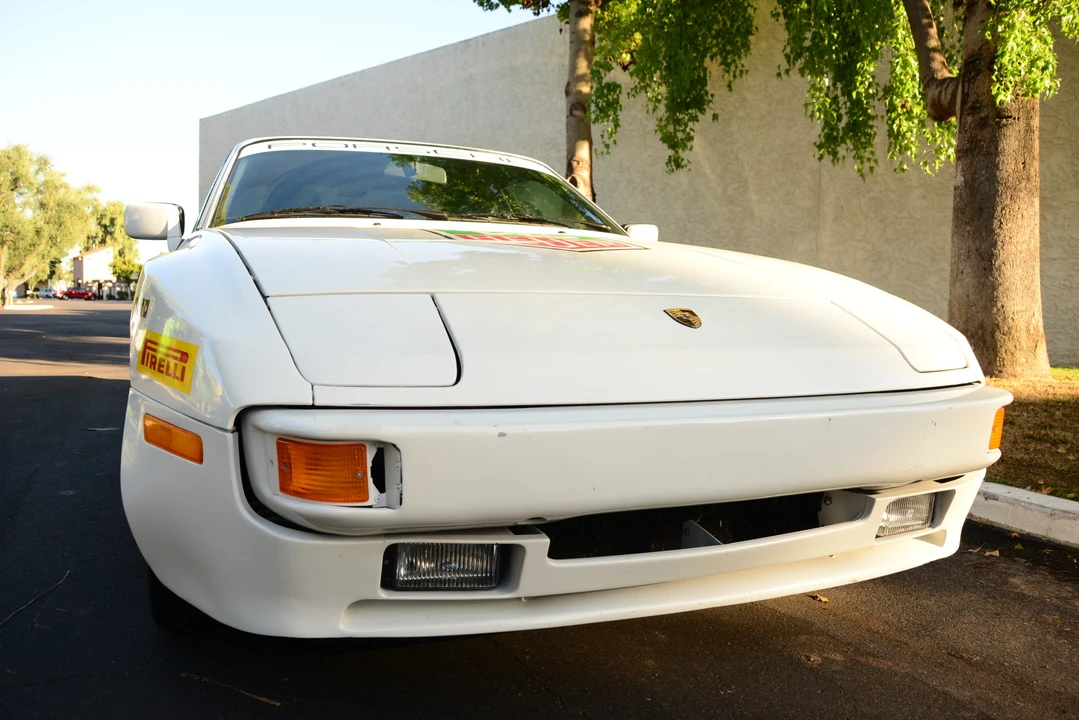 1987 Porsche 944 - Image 19 of 31
