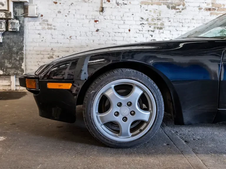 1987 Porsche 944 - Image 19 of 31