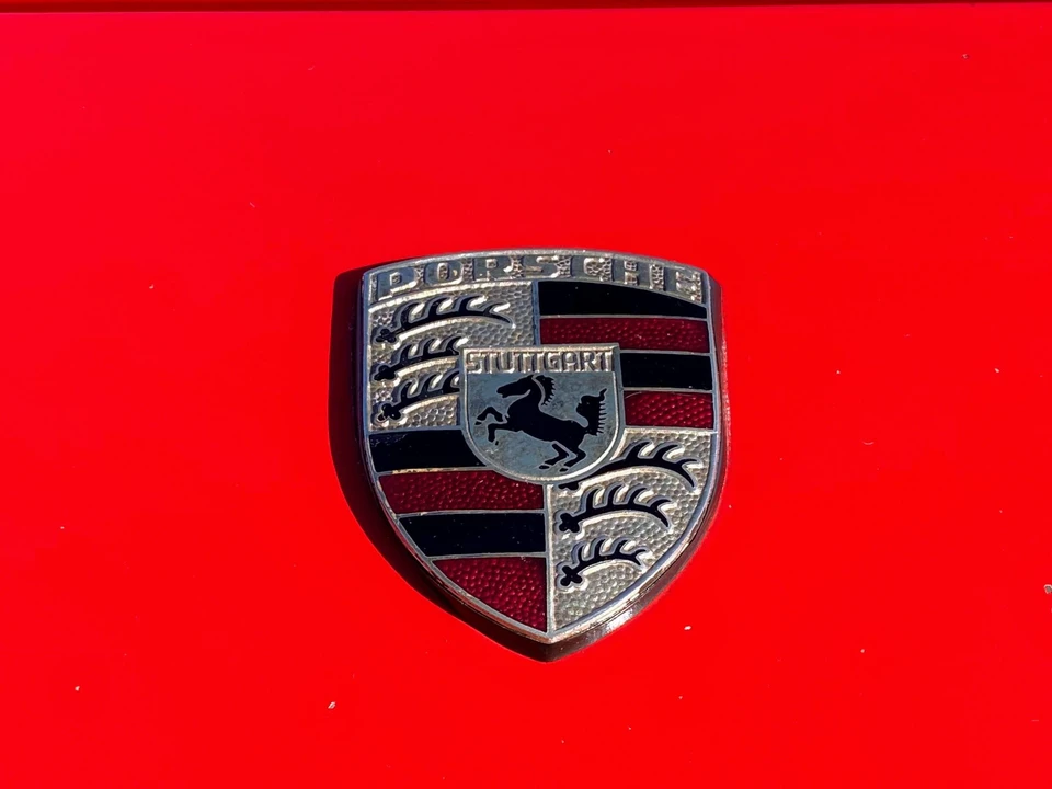 1987 Porsche 944 - Image 19 of 31