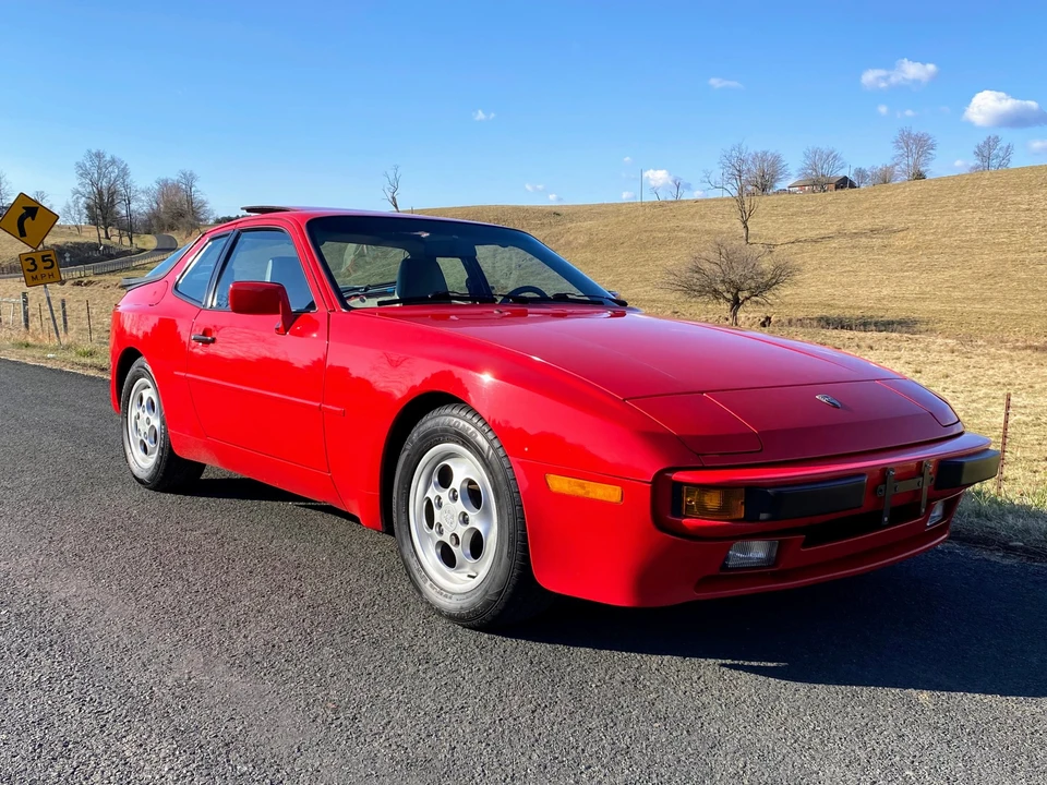 1987 Porsche 944 - Image 16 of 31