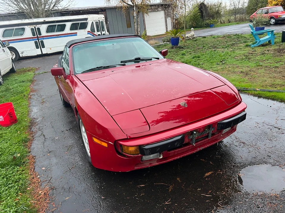 1987 Porsche 944 - Image 10 of 18