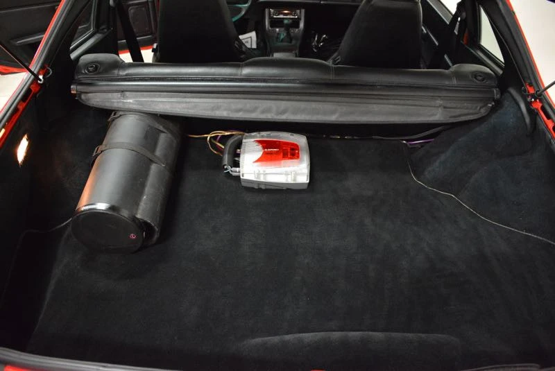 1987 Porsche 944 - Image 27 of 31