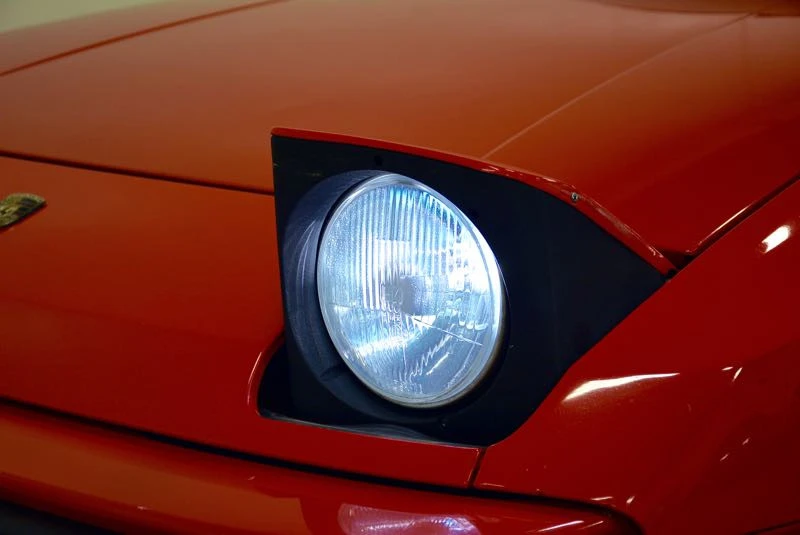 1987 Porsche 944 - Image 9 of 31