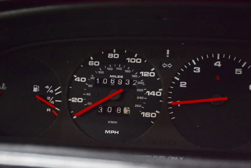 1987 Porsche 944 - Image 23 of 31