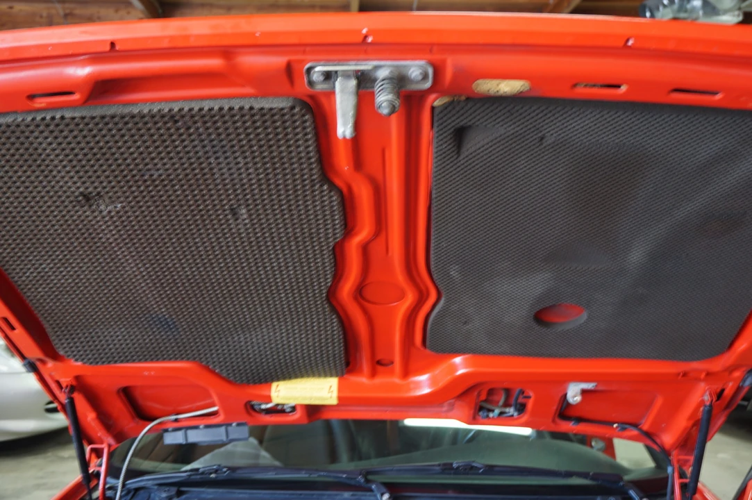1987 Porsche 944 - Image 29 of 31