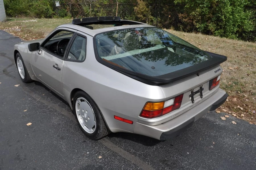 1987 Porsche 944 - Image 3 of 9
