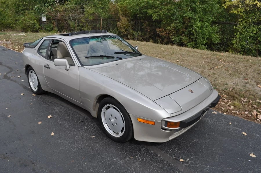 1987 Porsche 944 - Image 9 of 9