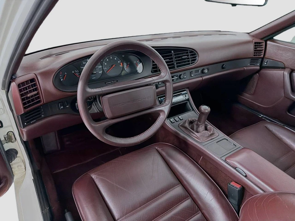 1987 Porsche 944 - Image 5 of 5