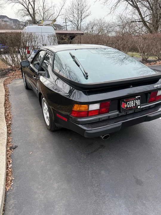 1987 Porsche 944 - Image 2 of 21